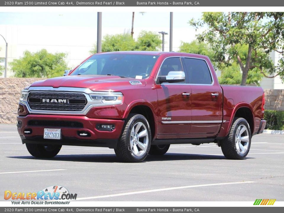 Front 3/4 View of 2020 Ram 1500 Limited Crew Cab 4x4 Photo #9
