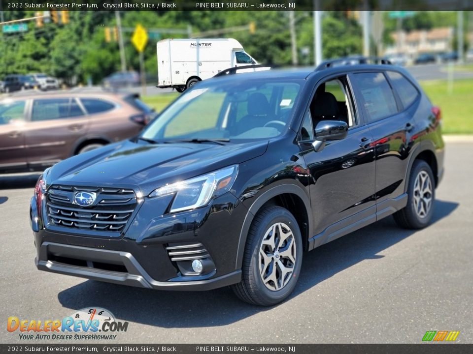 2022 Subaru Forester Premium Crystal Black Silica / Black Photo #1