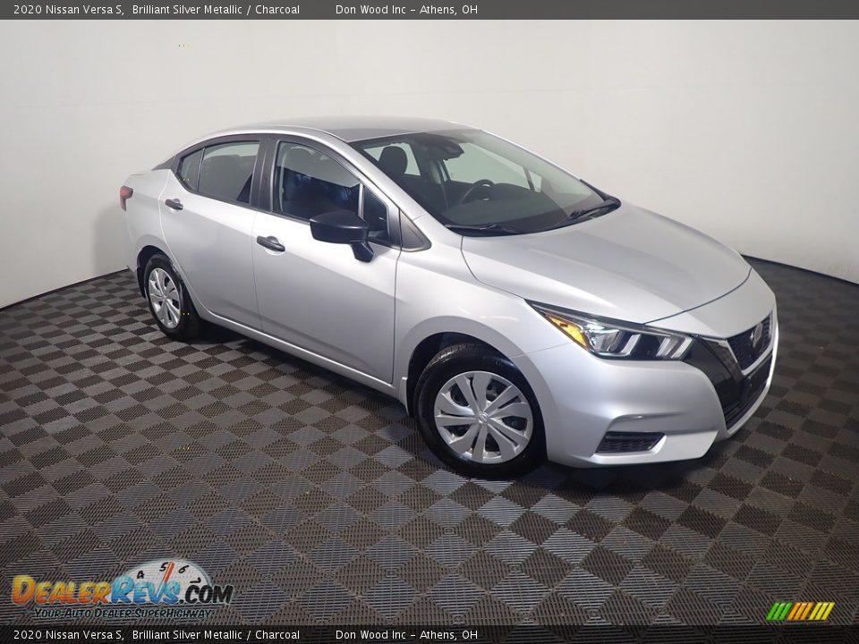 2020 Nissan Versa S Brilliant Silver Metallic / Charcoal Photo #3