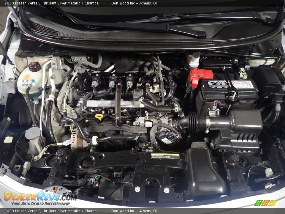 2020 Nissan Versa S Brilliant Silver Metallic / Charcoal Photo #7