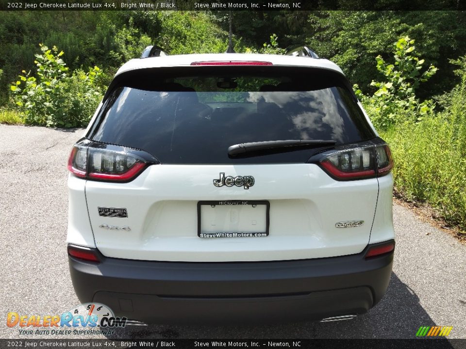 2022 Jeep Cherokee Latitude Lux 4x4 Bright White / Black Photo #7