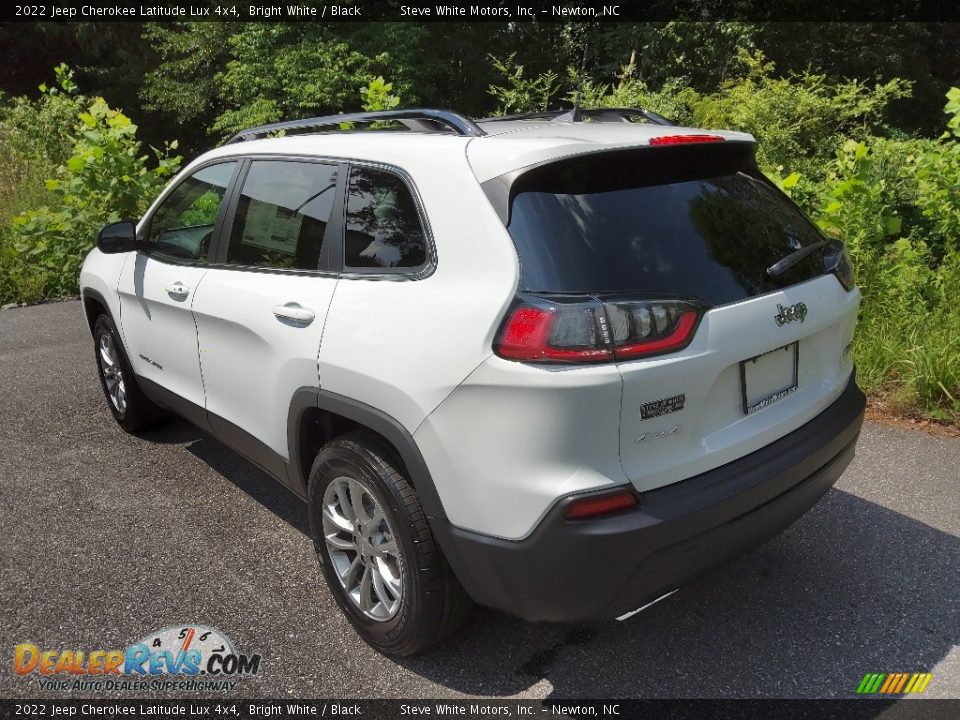 2022 Jeep Cherokee Latitude Lux 4x4 Bright White / Black Photo #8