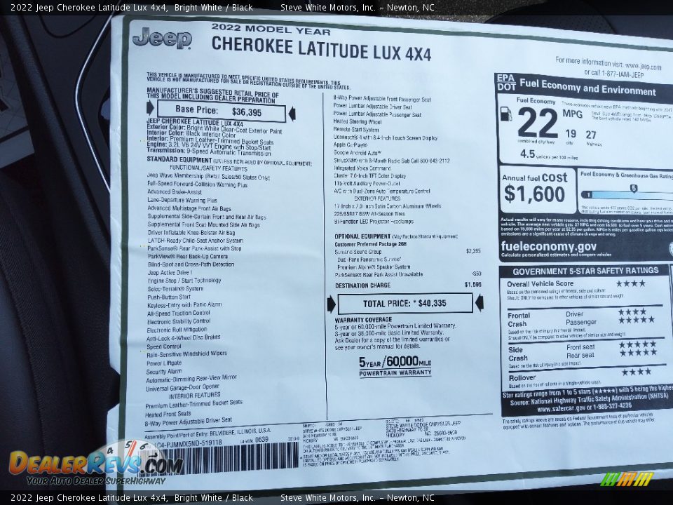 2022 Jeep Cherokee Latitude Lux 4x4 Bright White / Black Photo #32