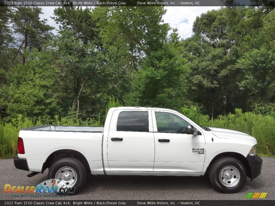 2022 Ram 1500 Classic Crew Cab 4x4 Bright White / Black/Diesel Gray Photo #5