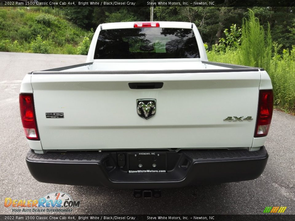 2022 Ram 1500 Classic Crew Cab 4x4 Bright White / Black/Diesel Gray Photo #7