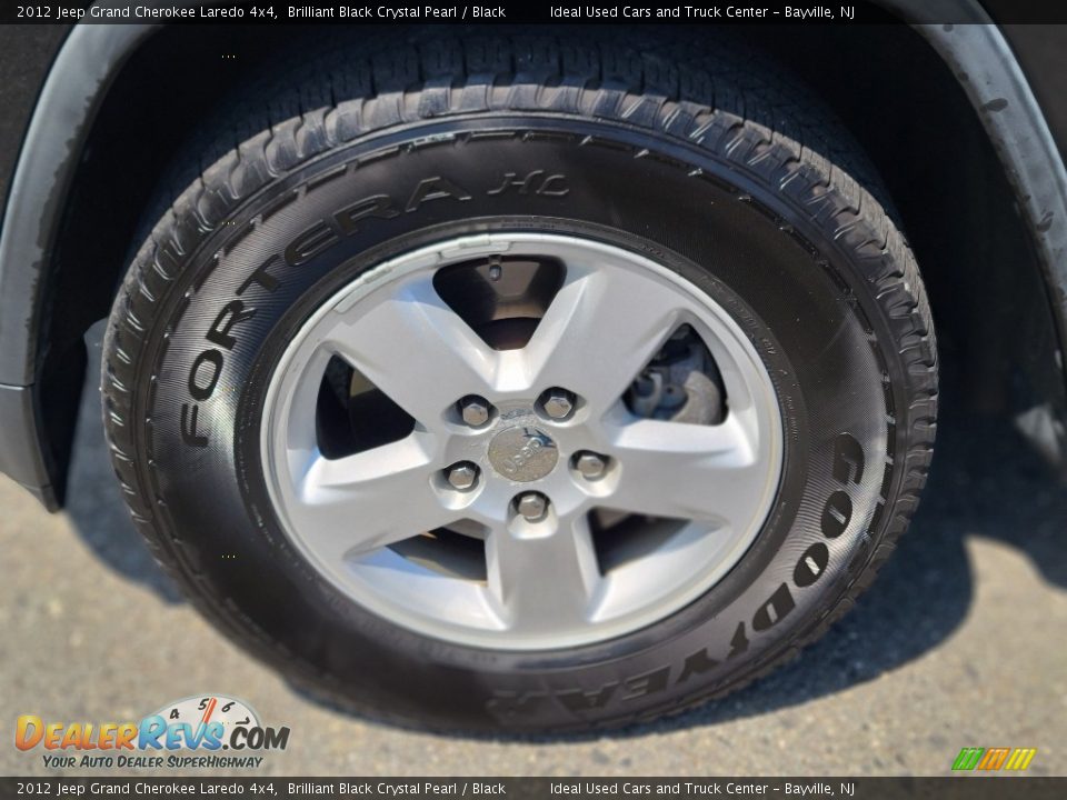 2012 Jeep Grand Cherokee Laredo 4x4 Brilliant Black Crystal Pearl / Black Photo #28