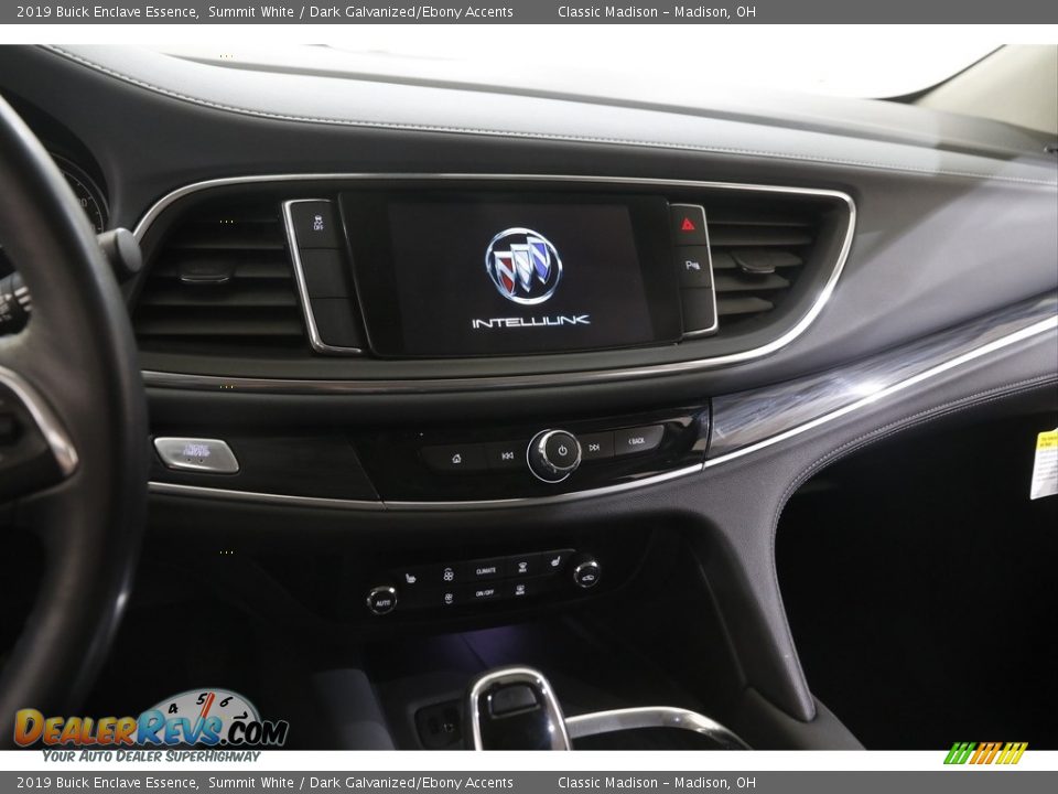Controls of 2019 Buick Enclave Essence Photo #9