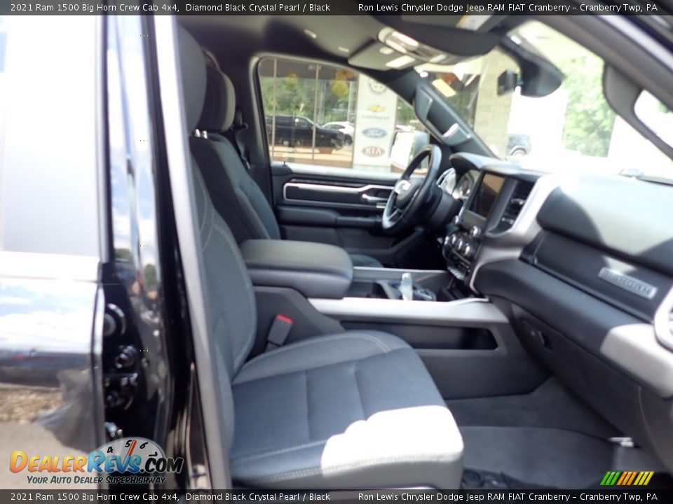 2021 Ram 1500 Big Horn Crew Cab 4x4 Diamond Black Crystal Pearl / Black Photo #11