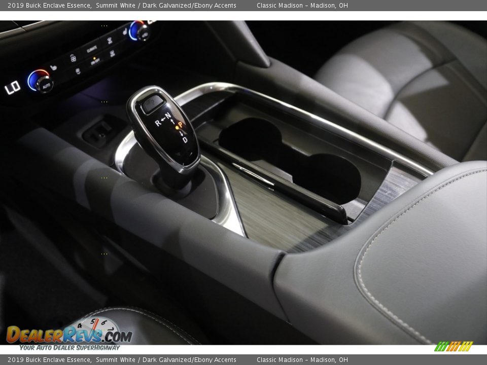 2019 Buick Enclave Essence Shifter Photo #16