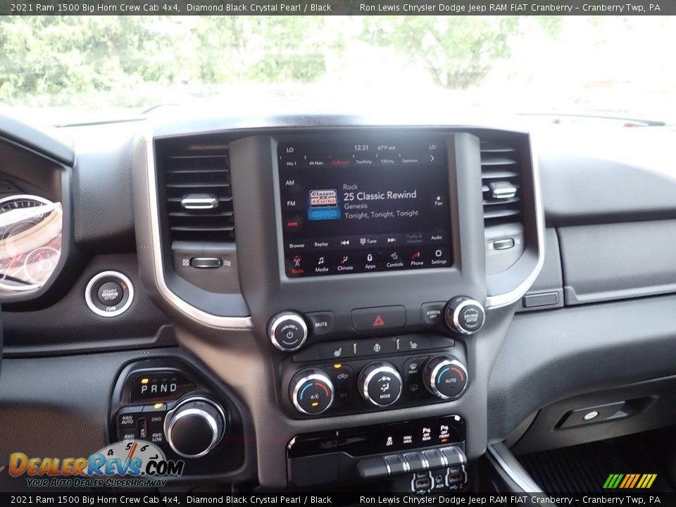 2021 Ram 1500 Big Horn Crew Cab 4x4 Diamond Black Crystal Pearl / Black Photo #19
