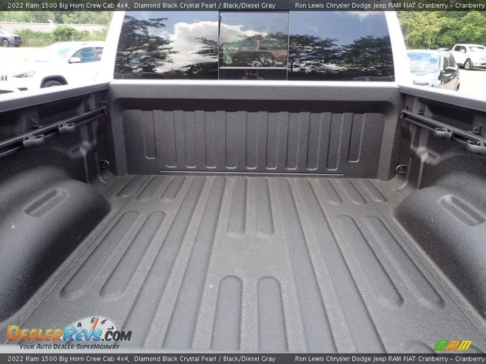 2022 Ram 1500 Big Horn Crew Cab 4x4 Diamond Black Crystal Pearl / Black/Diesel Gray Photo #5