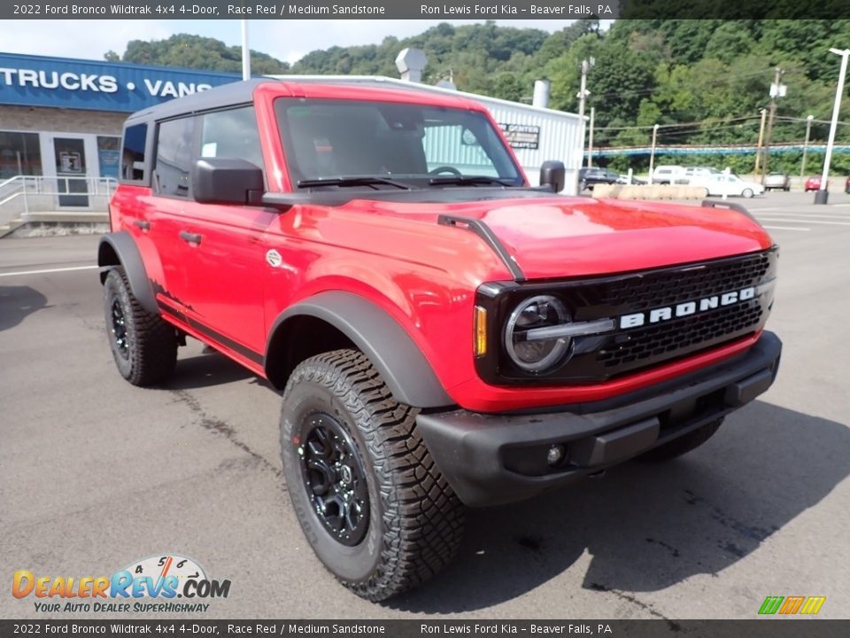 2022 Ford Bronco Wildtrak 4x4 4-Door Race Red / Medium Sandstone Photo #2