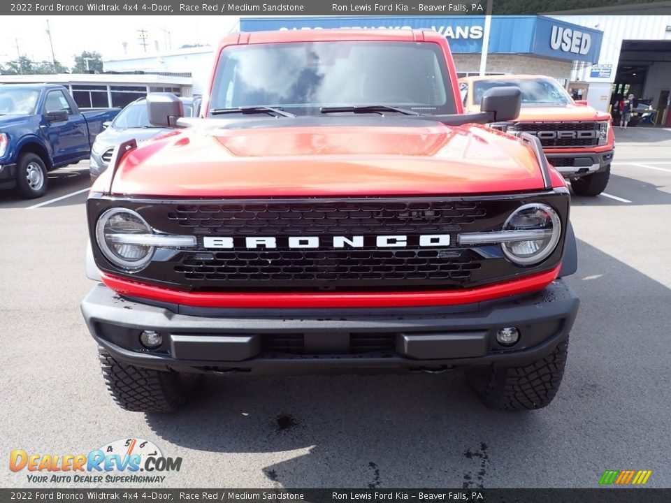 2022 Ford Bronco Wildtrak 4x4 4-Door Race Red / Medium Sandstone Photo #3