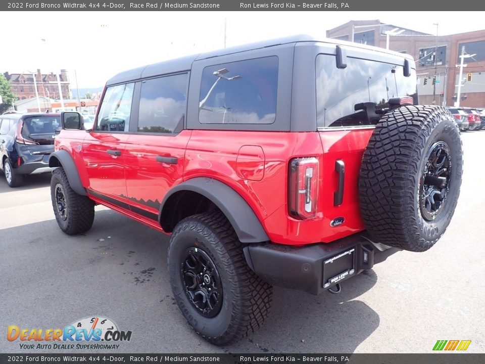 2022 Ford Bronco Wildtrak 4x4 4-Door Race Red / Medium Sandstone Photo #6
