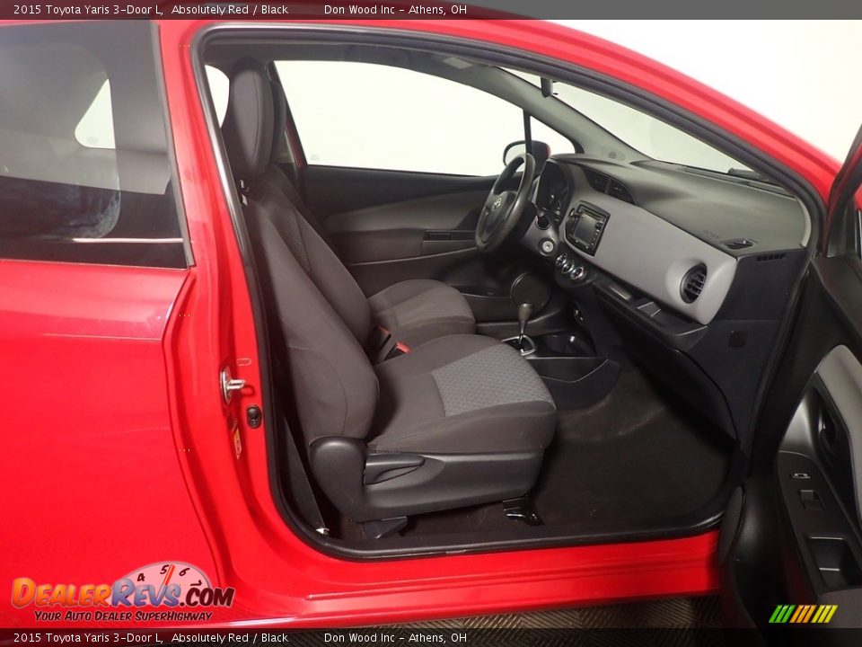 Front Seat of 2015 Toyota Yaris 3-Door L Photo #31