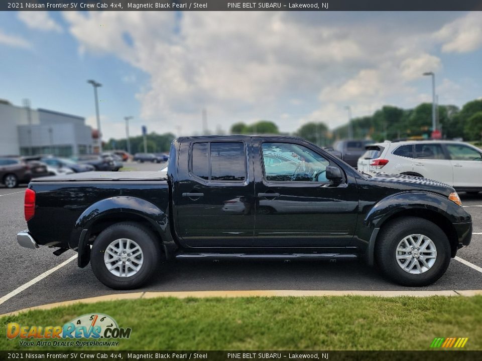 2021 Nissan Frontier SV Crew Cab 4x4 Magnetic Black Pearl / Steel Photo #5