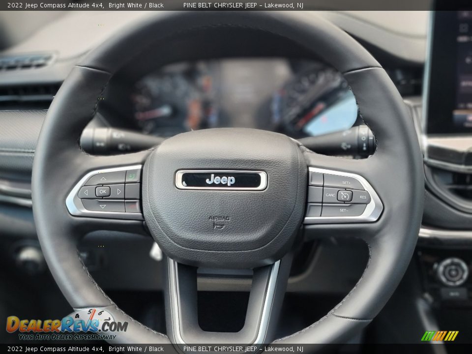 2022 Jeep Compass Altitude 4x4 Bright White / Black Photo #8