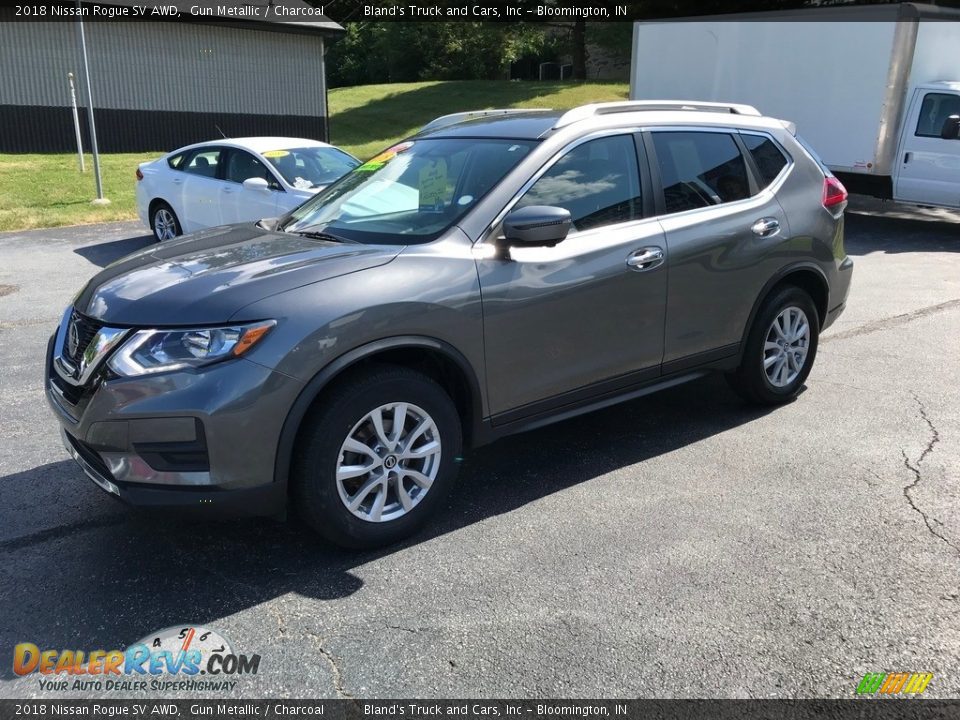 2018 Nissan Rogue SV AWD Gun Metallic / Charcoal Photo #2