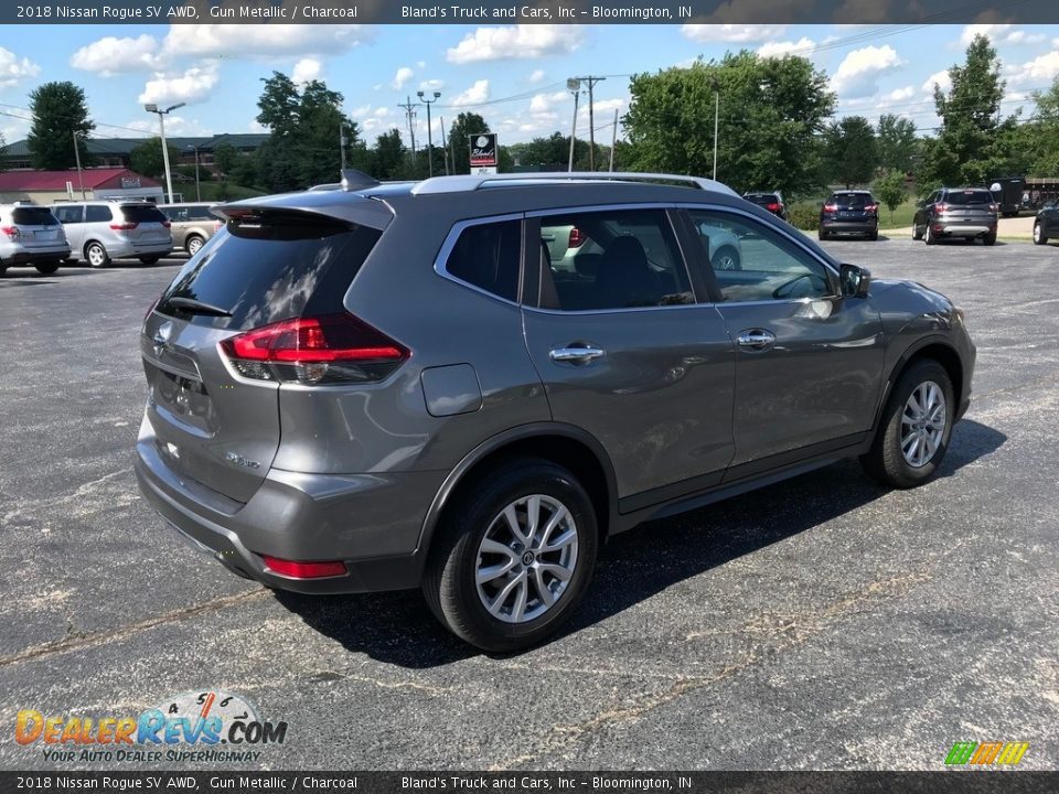 2018 Nissan Rogue SV AWD Gun Metallic / Charcoal Photo #6