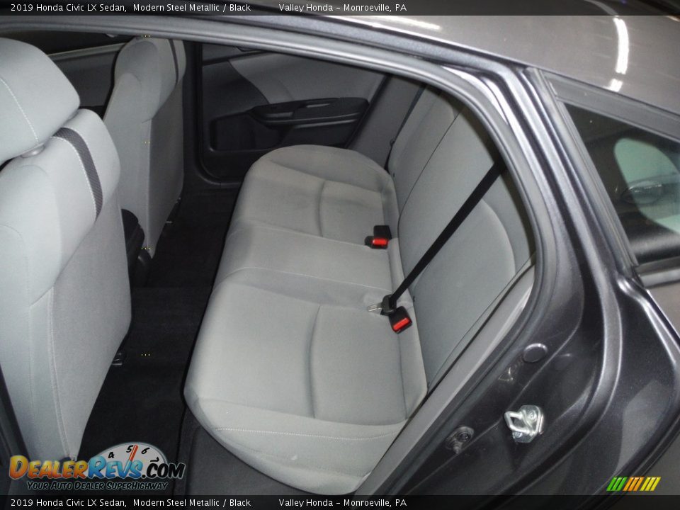 2019 Honda Civic LX Sedan Modern Steel Metallic / Black Photo #21