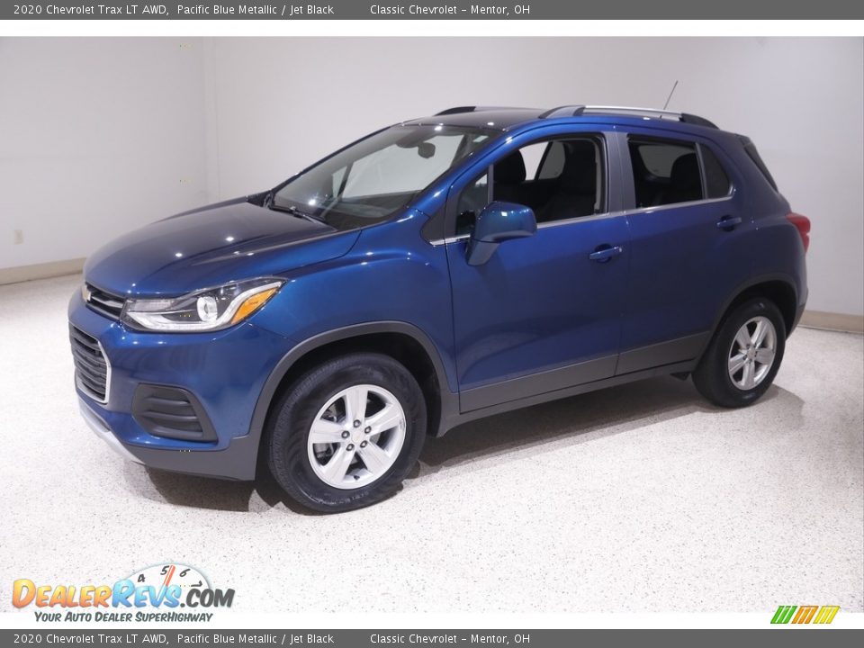 2020 Chevrolet Trax LT AWD Pacific Blue Metallic / Jet Black Photo #3