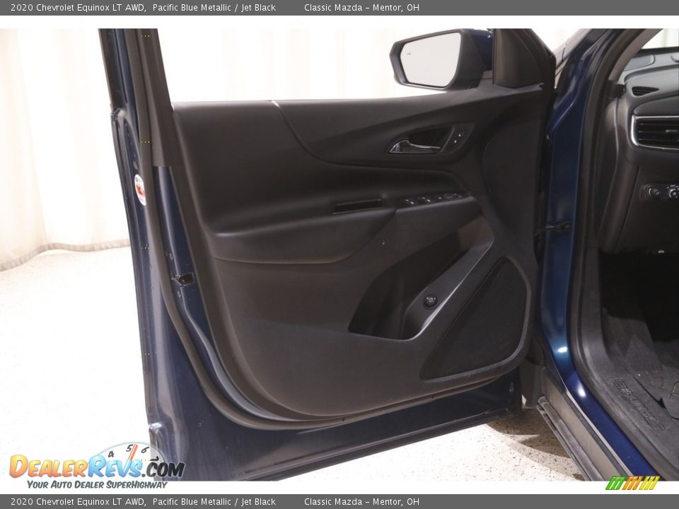 2020 Chevrolet Equinox LT AWD Pacific Blue Metallic / Jet Black Photo #4
