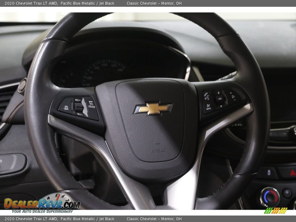 2020 Chevrolet Trax LT AWD Steering Wheel Photo #7