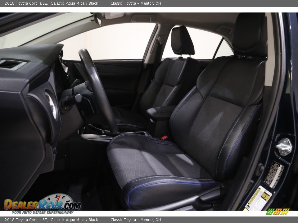 2018 Toyota Corolla SE Galactic Aqua Mica / Black Photo #5