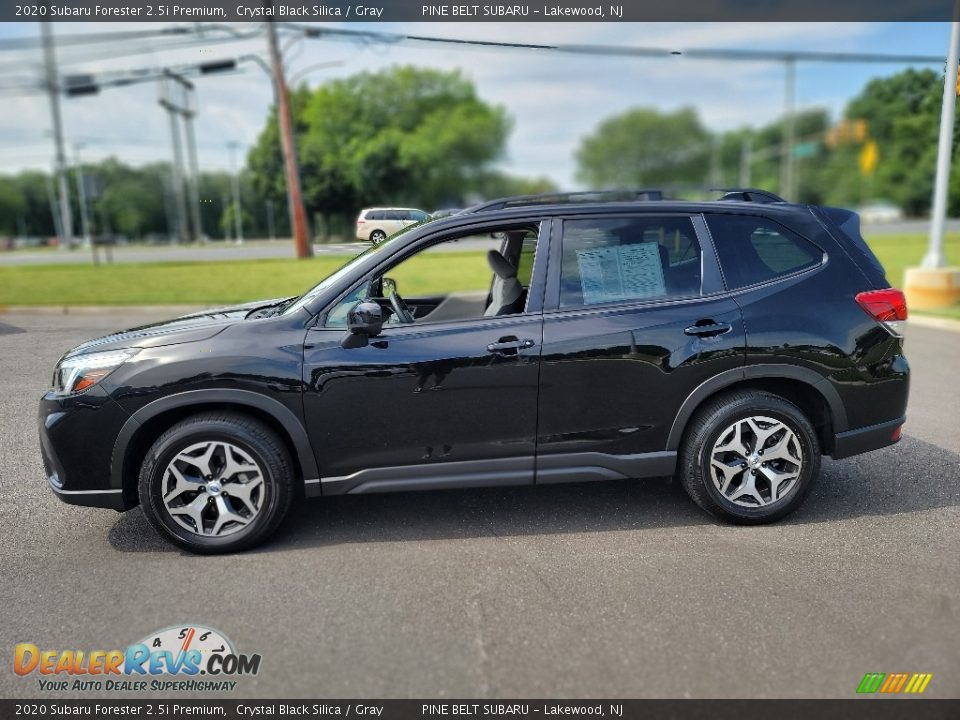 2020 Subaru Forester 2.5i Premium Crystal Black Silica / Gray Photo #17