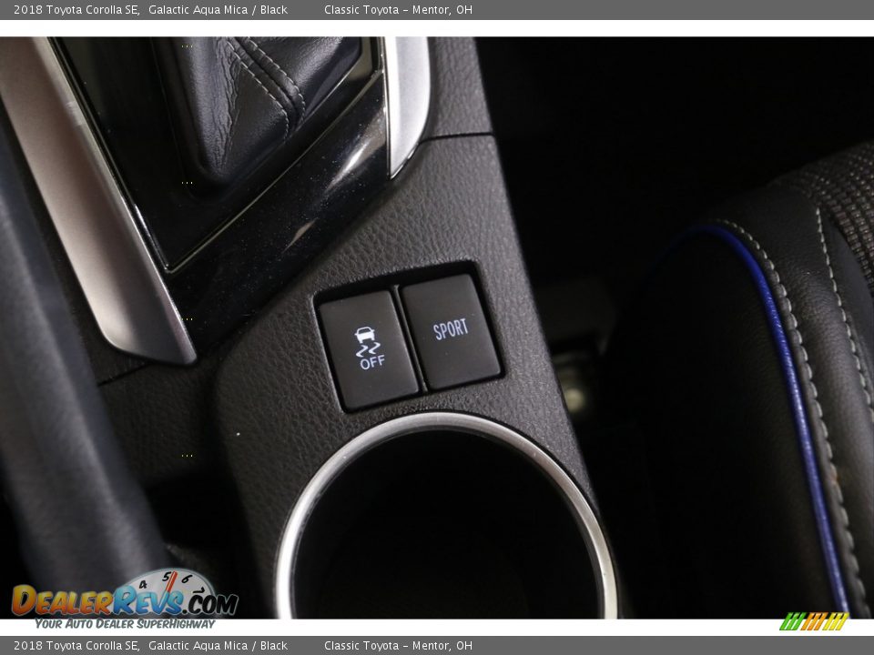 2018 Toyota Corolla SE Galactic Aqua Mica / Black Photo #14