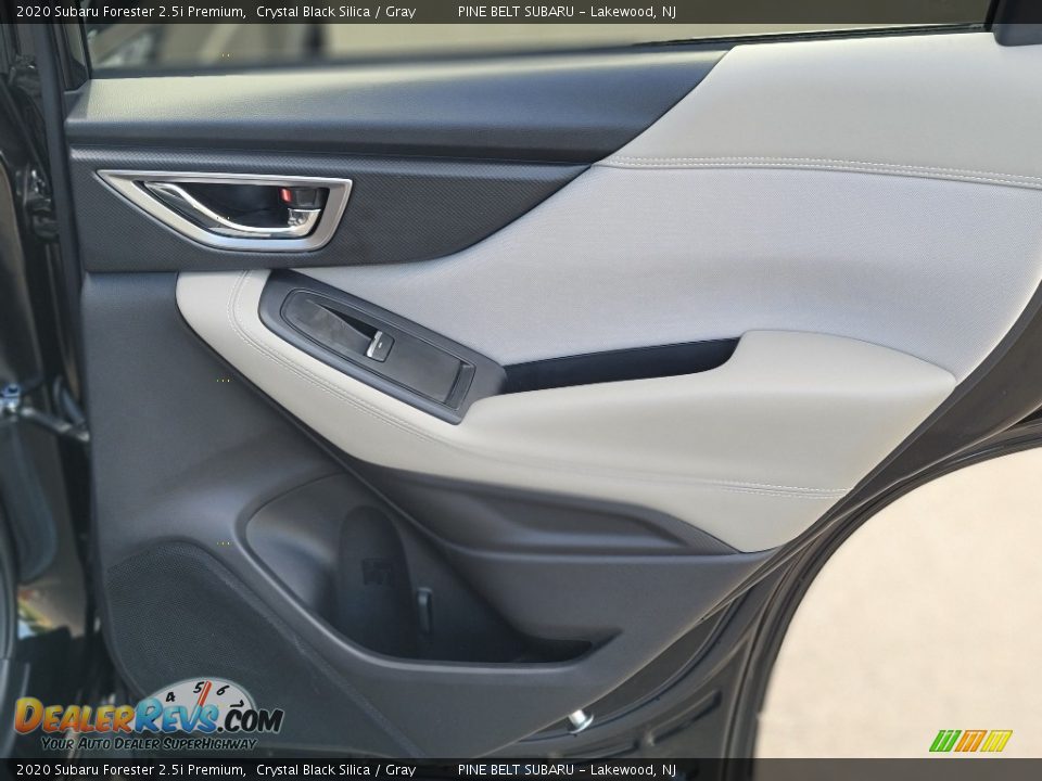 2020 Subaru Forester 2.5i Premium Crystal Black Silica / Gray Photo #28