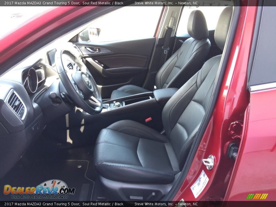 Black Interior - 2017 Mazda MAZDA3 Grand Touring 5 Door Photo #11