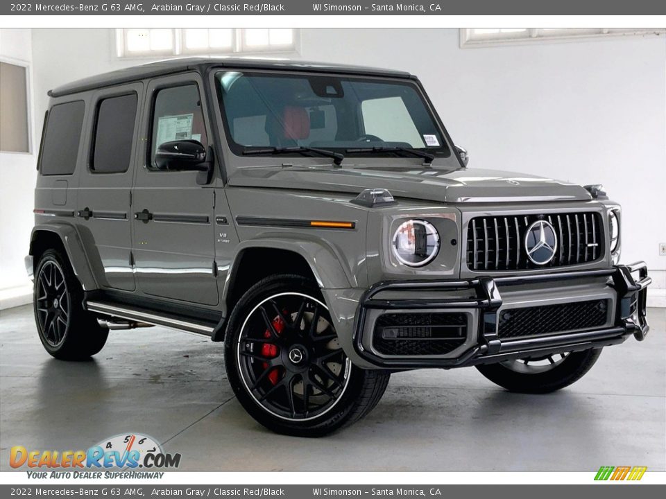 Front 3/4 View of 2022 Mercedes-Benz G 63 AMG Photo #12