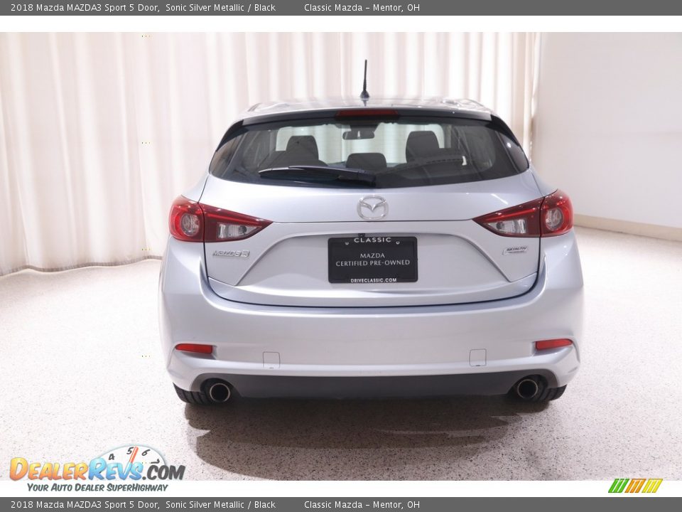 2018 Mazda MAZDA3 Sport 5 Door Sonic Silver Metallic / Black Photo #19