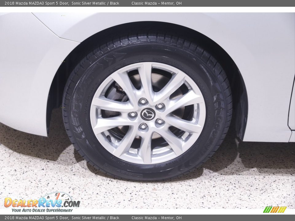 2018 Mazda MAZDA3 Sport 5 Door Sonic Silver Metallic / Black Photo #21