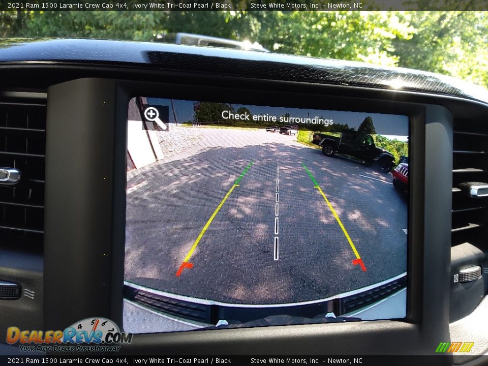2021 Ram 1500 Laramie Crew Cab 4x4 Ivory White Tri-Coat Pearl / Black Photo #30