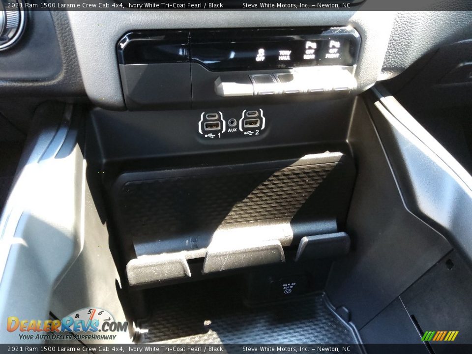 2021 Ram 1500 Laramie Crew Cab 4x4 Ivory White Tri-Coat Pearl / Black Photo #32