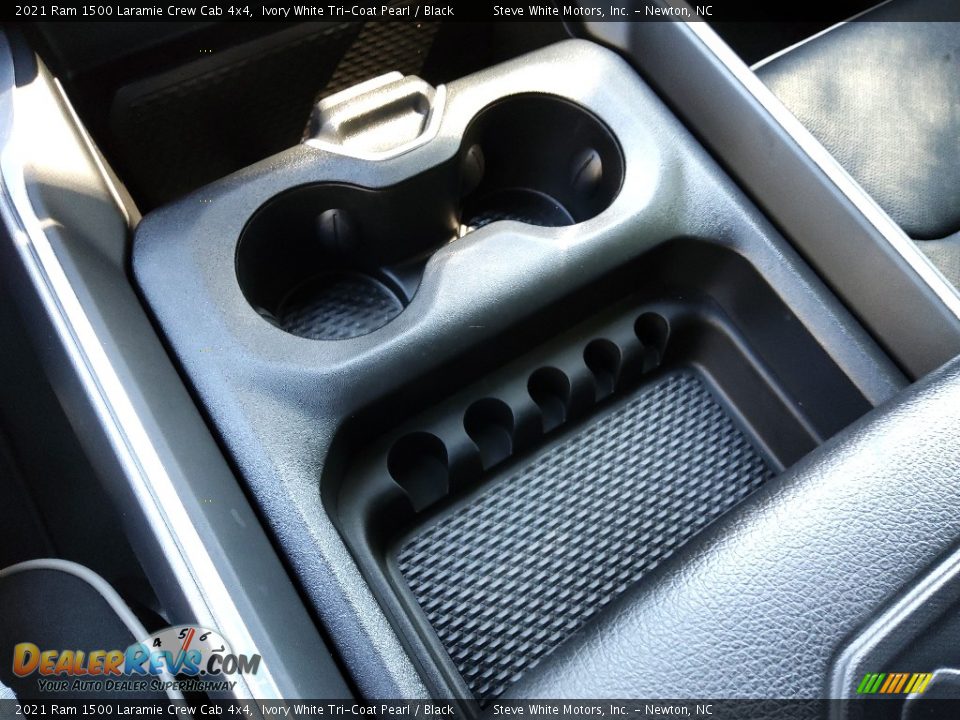 2021 Ram 1500 Laramie Crew Cab 4x4 Ivory White Tri-Coat Pearl / Black Photo #34