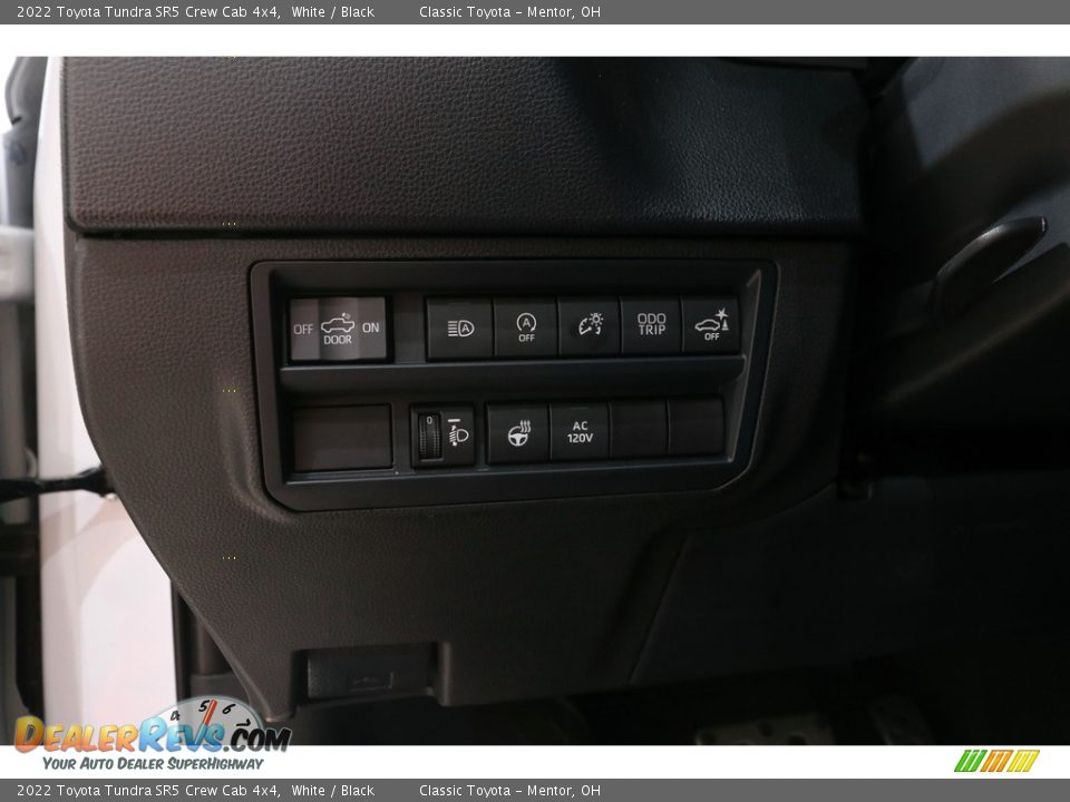 2022 Toyota Tundra SR5 Crew Cab 4x4 White / Black Photo #6