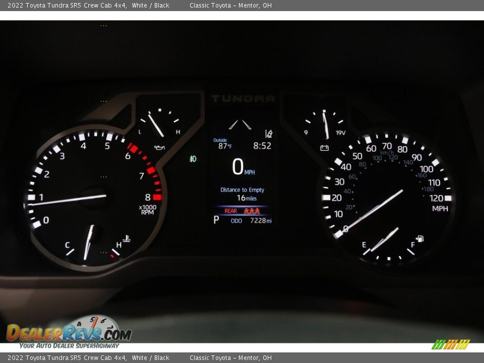 2022 Toyota Tundra SR5 Crew Cab 4x4 White / Black Photo #9
