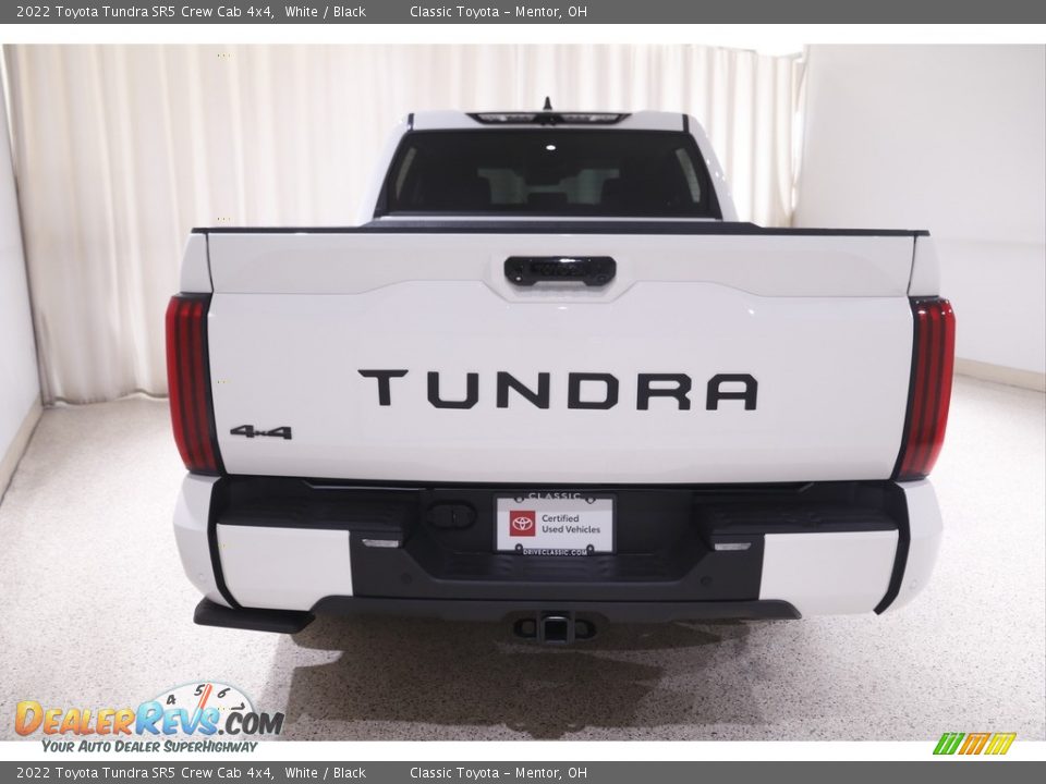 2022 Toyota Tundra SR5 Crew Cab 4x4 White / Black Photo #22