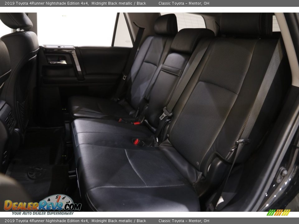 2019 Toyota 4Runner Nightshade Edition 4x4 Midnight Black metallic / Black Photo #20