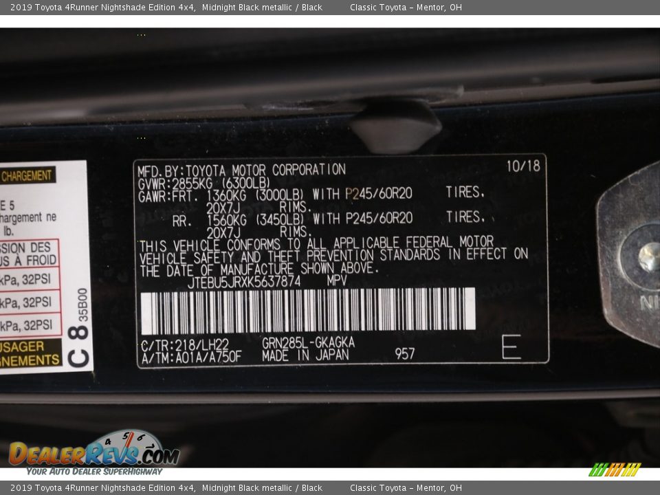 2019 Toyota 4Runner Nightshade Edition 4x4 Midnight Black metallic / Black Photo #25
