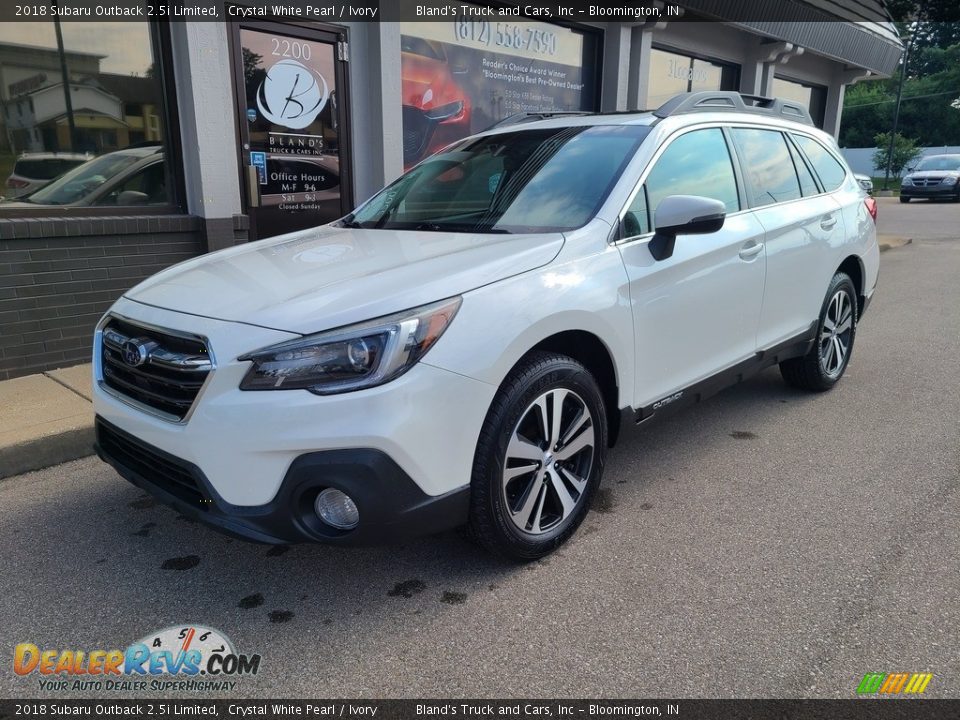 2018 Subaru Outback 2.5i Limited Crystal White Pearl / Ivory Photo #2