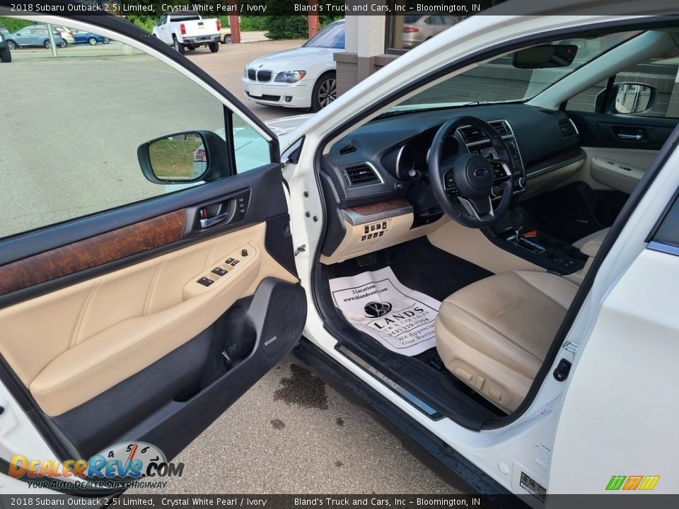 2018 Subaru Outback 2.5i Limited Crystal White Pearl / Ivory Photo #3