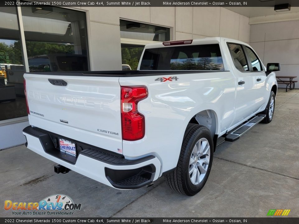 2022 Chevrolet Silverado 1500 Custom Crew Cab 4x4 Summit White / Jet Black Photo #4