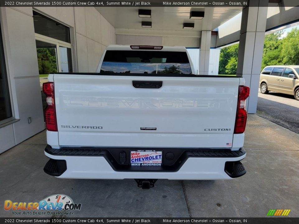 2022 Chevrolet Silverado 1500 Custom Crew Cab 4x4 Summit White / Jet Black Photo #5