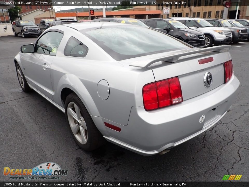 2005 Ford Mustang GT Premium Coupe Satin Silver Metallic / Dark Charcoal Photo #6