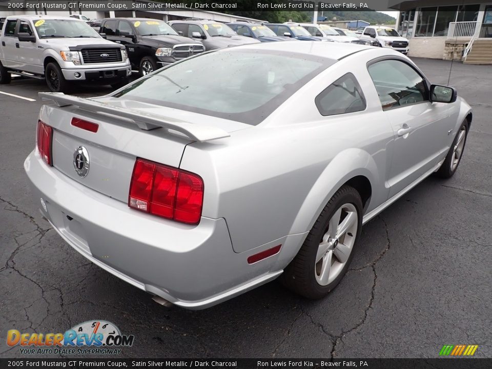 2005 Ford Mustang GT Premium Coupe Satin Silver Metallic / Dark Charcoal Photo #8