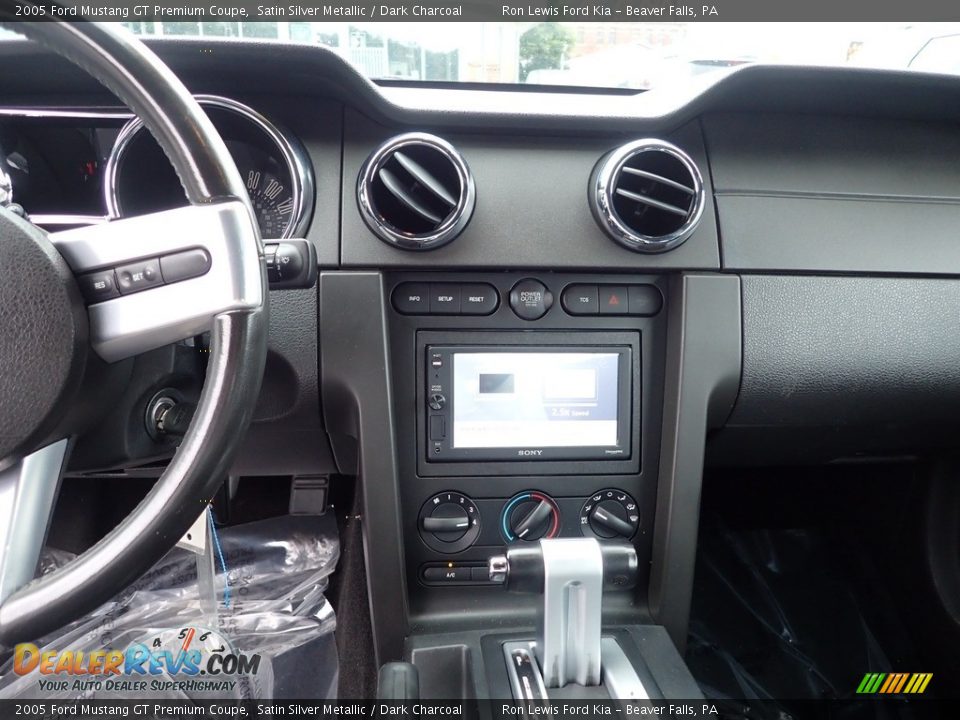 2005 Ford Mustang GT Premium Coupe Satin Silver Metallic / Dark Charcoal Photo #15